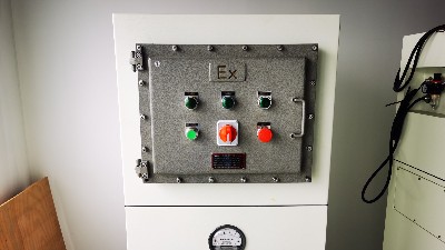 工業(yè)防爆除塵器,執(zhí)信環(huán)保專注車間安全粉塵凈化設(shè)備制造。